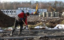 Фото 10: У Львові облаштовують найбільше модульне містечко для переселенців (відео)