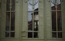 Фото 8: На Підзамчі відреставрували сецесійну металеву браму