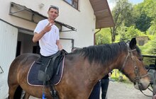 Фото 7: Пацієнти центру НЕЗЛАМНІ спробували новий вид реабілітації – іпотерапію
