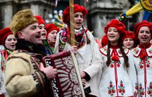 Фото 10: Центром Львова пройшла Святкова хода звіздарів