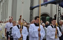 Фото 13: Сьогодні на парафії св. Папи Івана Павла ІІ освятили пам’ятник на його честь