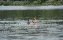 Фото 9: «У Львові нещасні випадки трапляються в більшості саме на тих водоймах, де купання заборонено»,- В. Іваніцький