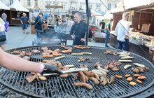 Фото 7: На День міста у подвір’ї Палацу Мистецтв розпочався ІІІ Lviv Barbecue Fest