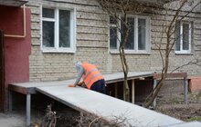 Фото 2: Цього року у Франківському районі буде облаштовано 10 пандусів біля житлових будинків людей з інвалідністю