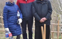 Фото 7: У Львові відновлювали Черешневий гай Климентія Шептицького