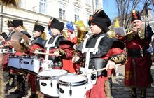 Фото 17: У центрі Львова урочисто заспівали Гімн України