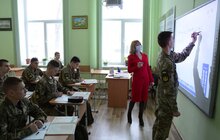 Фото 6: Мерія закупила інтерактивне обладнання для Львівського державного ліцею імені Героїв Крут