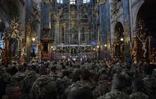 Фото 6: Сьогодні у Гарнізонному храмі відбулася молитва за українських солдат