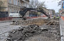 Фото 5: «Плануємо до кінця літа весь об’єм основних робіт завершити», - А.Садовий про ремонт вул Промислової та Б. Хмельницького
