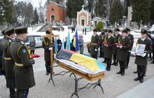 Фото 15: На Личаківському кладовищі поховали Омеляна Коваля