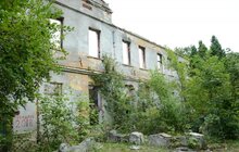 Фото 16: На будівлі колишнього заводу «Укрвино» знайшли панно, що визнають цінною пам’яткою радянського мистецтва