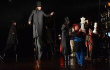 Фото 16: Відкриття Чемпіонату світу з шахів серед жінок завершила вулична вистава від театру «Воскресіння»