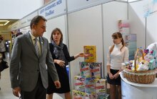 Фото 12: Сьогодні в приміщенні Палацу мистецтв розпочалась щорічна виставка-ярмарок «Львівський товаровиробник»