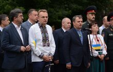 Фото 9: Біля будівлі Львівської облдержадміністрації відбулась урочиста церемонія підняття Державного Прапора України