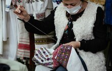 Фото 4: Свідки Незалежності: в дворику Ратуші презентують унікальний повстанський артефакт та іншу старовину суверенної України
