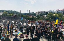 Фото 10: Сьогодні, 25 серпня, Львів попрощався з загиблим Героєм