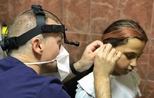 Фото 9: Австрійський отоларинголог проконсультував 40 та прооперував 12 діток у Львові