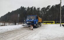 Фото 3: Зранку працювало 93 одиниці снігоочисної техніки