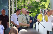 Фото 4: У сквері «На Валах» виставили футбольні трофеї Ліги чемпіонів УЄФА