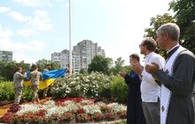 Фото 12: На Сихові з нагоди 30-річчя Незалежності України замайорів національний стяг