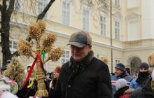 Фото 14: Різдвяного Дідуха встановили у Львові в переддень Різдва