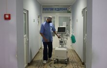 Фото 7: Благодійники передали медичним закладам Львова 4 апарати ШВЛ