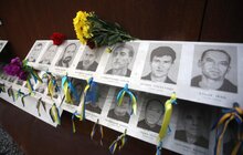 Фото 3: День Гідності та Свободи: на Меморіалі пам’яті Героїв Небесної Сотні запалили лампадки