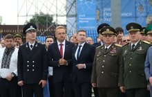 Фото 26: У Львові на найбільшому флагштоку урочисто підняли прапор України