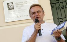 Фото 4: У Львові урочисто відкрили меморіальну таблицю Станіславу Лему