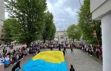 Фото 12: На шкільних ярмарках з нагоди Дня міста зібрали 1 мільйон 225 тисяч гривень для ЗСУ