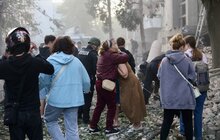 Фото 5: Мер Львова: місто повністю відбудує житло для мешканців, які його втратили, а до відновлення компенсуватиме оренду житла