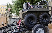 Фото 2: Львів передав чергову допомогу військовим бригадам на суму понад 30,1 млн грн