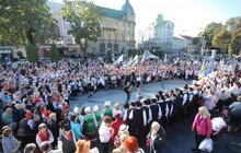 Фото 10: У центрі Львова відбулася урочиста хода людей поважного віку