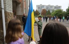 Фото 6: У ліцеї «Львівський» відбувся урочистий захід з нагоди підняття прапора «В єдності наша сила»
