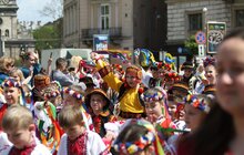 Фото 4: Центром Львова пройшла святкова театралізована хода