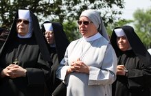 Фото 3: У Львові буде Дім для бездомних і самотніх жінок: сьогодні освятили територію під будівництво