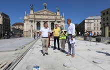 Фото 4: До кінця вересня на пр. Свободи облаштують новий сухий фонтан і відремонтують центральну алею