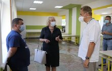 Фото 10: З вересня учні ліцею «Львівський» зможуть займатись плаванням у відремонтованому басейні