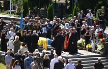 Фото 13: У Львові попрощалися з письменником та дисидентом Ігорем Калинцем (фото/​відео)