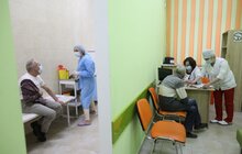 Фото 21: У Львові від Covid-19 уже вакцинують тих, хто забезпечує життєдіяльність міста