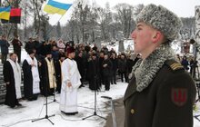 Фото 11: З нагоди Дня Соборності на Личаківському кладовищі вшанували пам’ять тих, хто віддав своє життя в боротьбі за незалежність та територіальну цілісність України