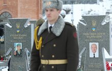 Фото 13: З нагоди Дня Соборності на Личаківському кладовищі вшанували пам’ять тих, хто віддав своє життя в боротьбі за незалежність та територіальну цілісність України
