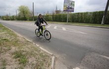 Фото 2: У Сихівському районі провели поточний ремонт пр. Червоної Калини та велодоріжки на вул. Зеленій