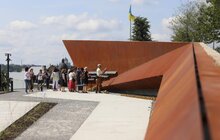 Фото 39: «Ми плануємо, що вже наступного року буде збудований пішохідний міст», — Андрій Садовий про другу частину Меморіалу Небесної Сотні
