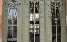 Фото 10: На Підзамчі відреставрували сецесійну металеву браму