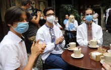 Фото 2: Мер Львова нагородив преміями випускників, які здобули найвищі бали на ЗНО