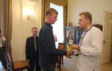 Фото 16: Мер Львова зустрівся з володарями Кубка світу з футболу «Hope for Mundial»