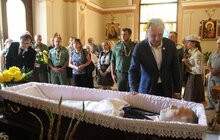 Фото 12: Пластуна-сеньйора Олеся Криськіва поховали на Личакові в родинному гробівці (поле № 52)
