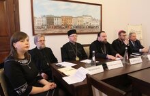 Фото 4: В Ратуші триває відкрита дискусія «Церква Майдану. Що змінилось?»