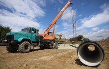 Фото 1: У с. Лисиничі ремонтні бригади ЛМКП «Львівводоканал» проводять заміну аварійного магістрального водогону